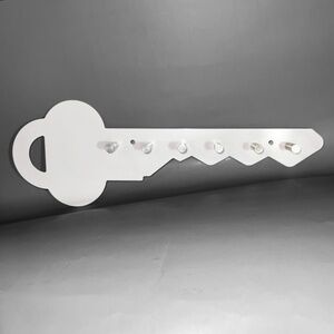 Latch Key Shaped Wall Plaque with Hooks
